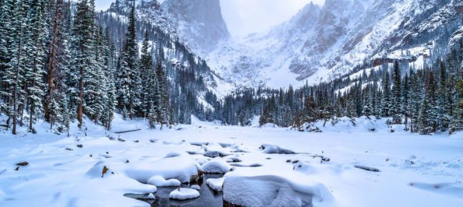 A frozen lake in Rocky Mountain National Park in winter